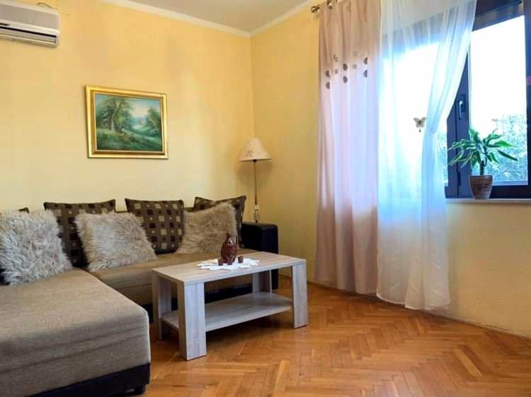 Fresh Apartments Dar Orlic Трогир Екстериор снимка